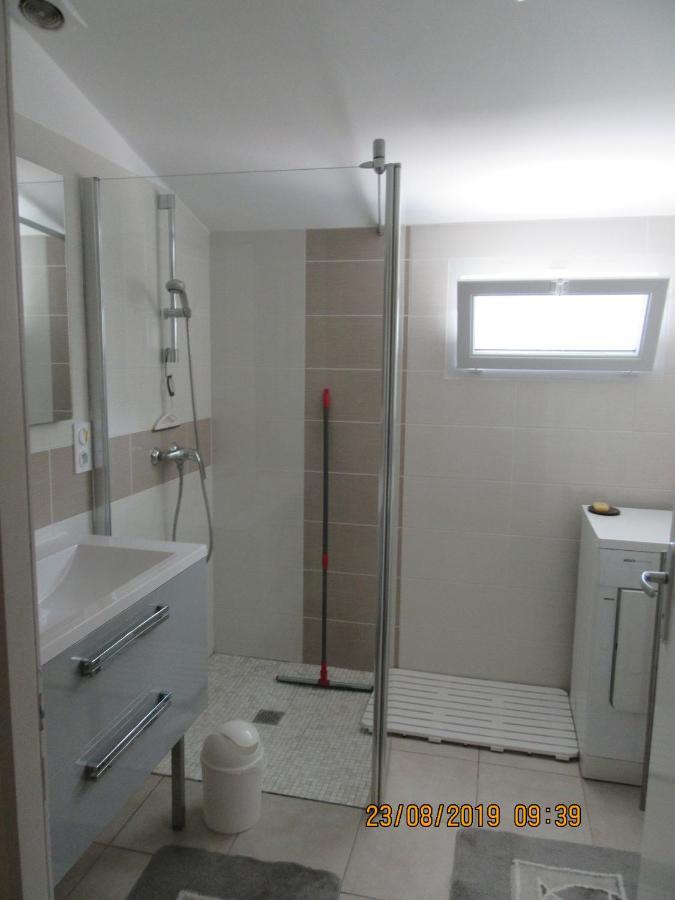 Location La Bree Les Bains 15 Personnes Villa Exterior photo